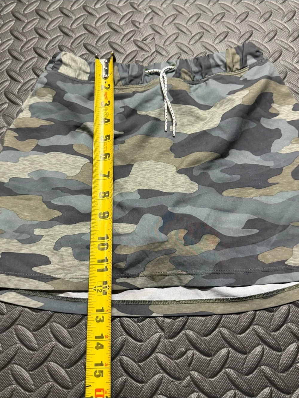 Old Navy Active Girls Camo Athletic Skirt Size L 10-12 Built-In Shorts